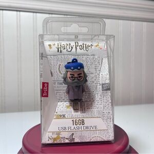 Warner Bros. 16GB USB Flash Drive - Blue/Gray Character Design